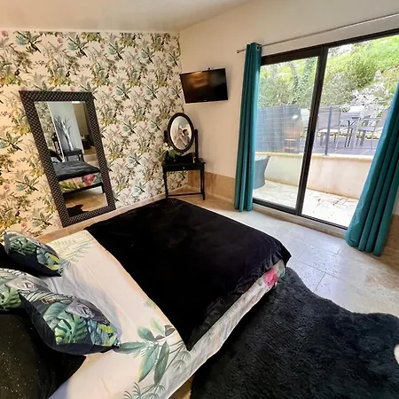 Gite des Estelles Axel avec espace Jacuzzi Cavaillon Extérieur photo