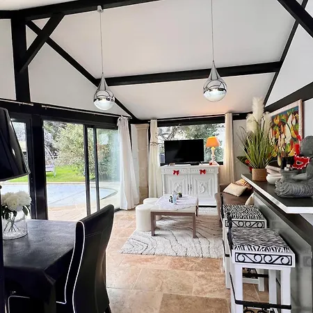 Gite des Estelles Axel avec espace Jacuzzi Cavaillon Extérieur photo