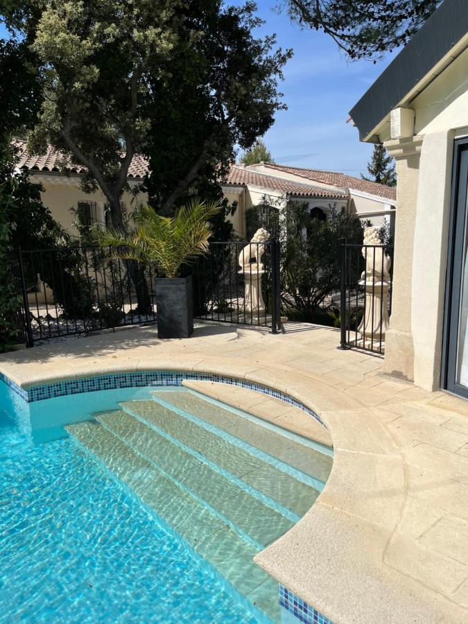 Des Estelles Axel Avec Espace Jacuzzi Cavaillon