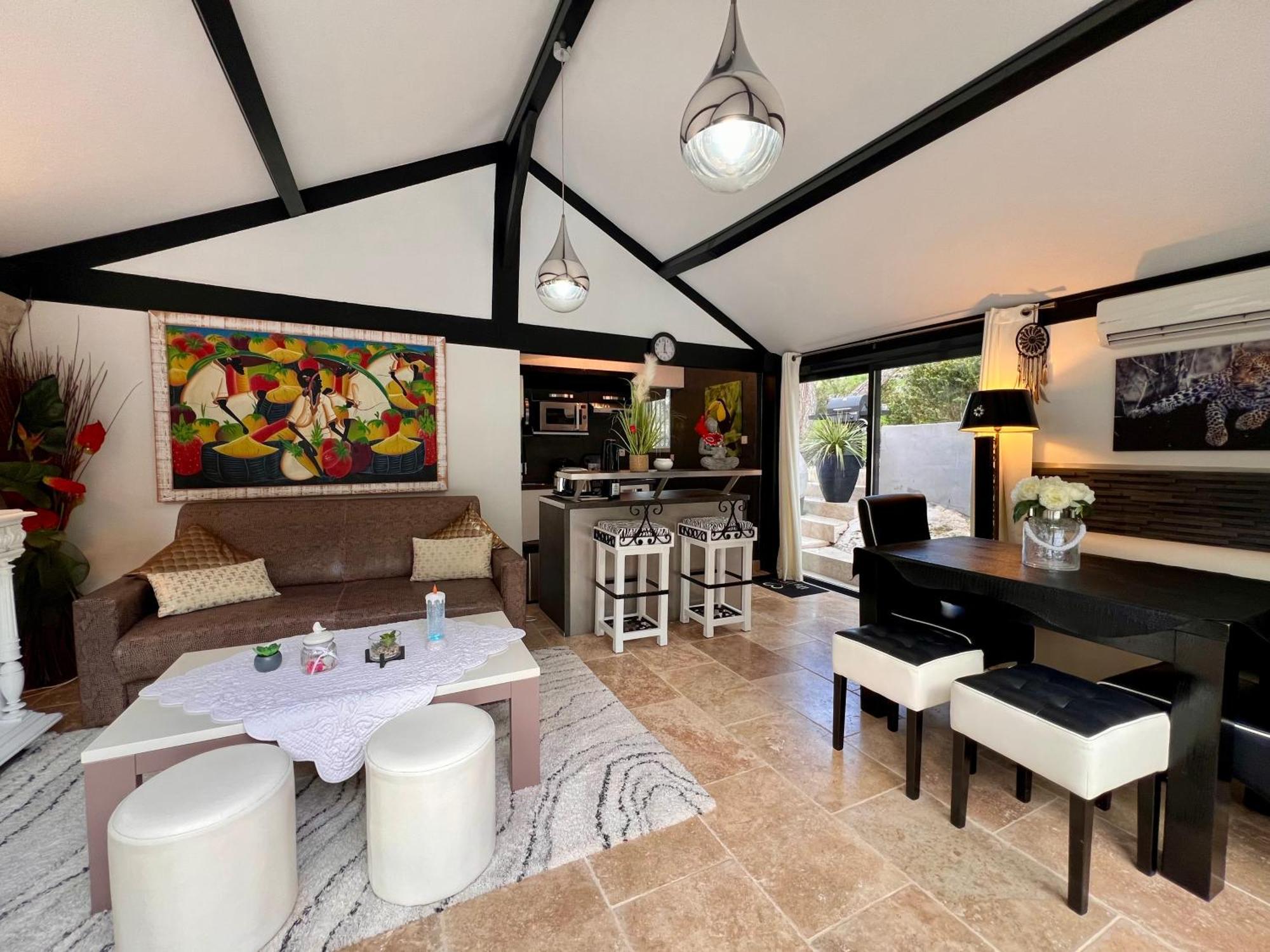 Des Estelles Axel Avec Espace Jacuzzi *